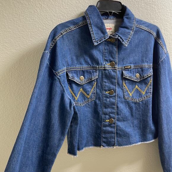 R). Wrangler Cropped Jacket Jeans 4 Buttons Long Sleeve Blue size Small - Picture 3 of 8